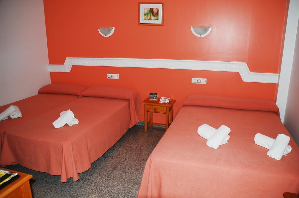 Hostal Mary Tere Salobreña Εξωτερικό φωτογραφία